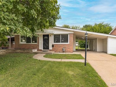 1085 Grenoble Ln, Florissant, MO, 63033