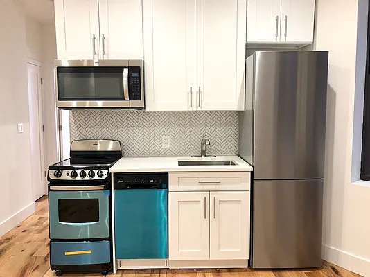 Rented by Link Real Estate NYC | media 24