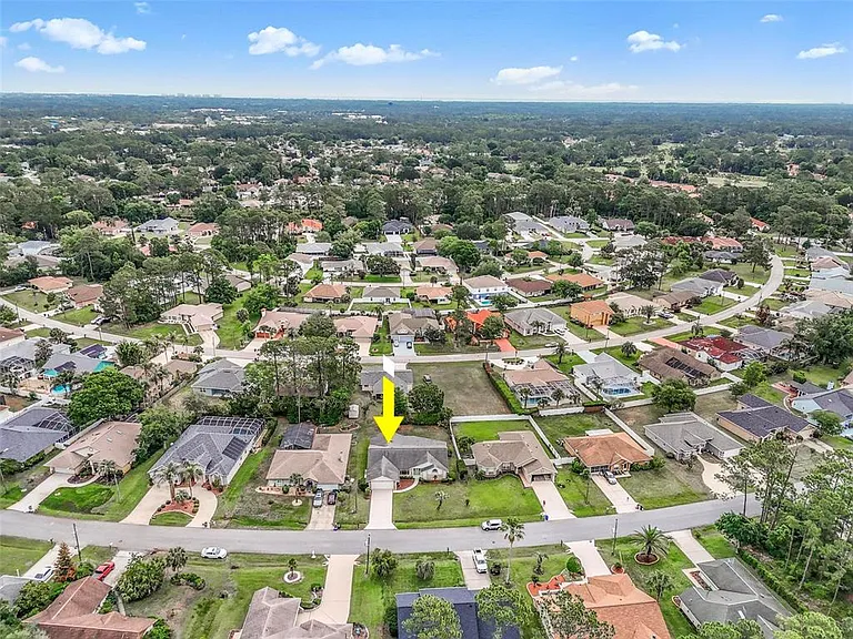 231 Wellington Dr — Photo 49