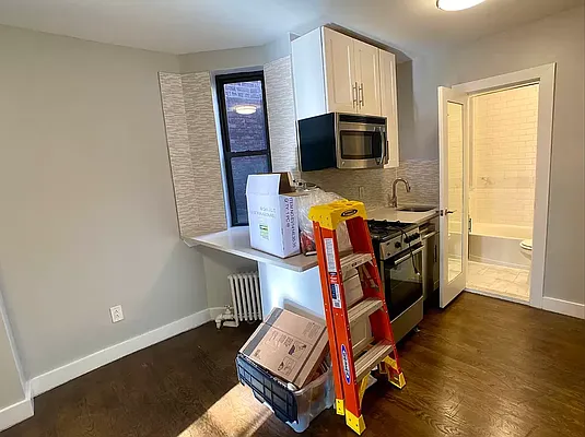 Rented by Tourma Realty LLC | media 6