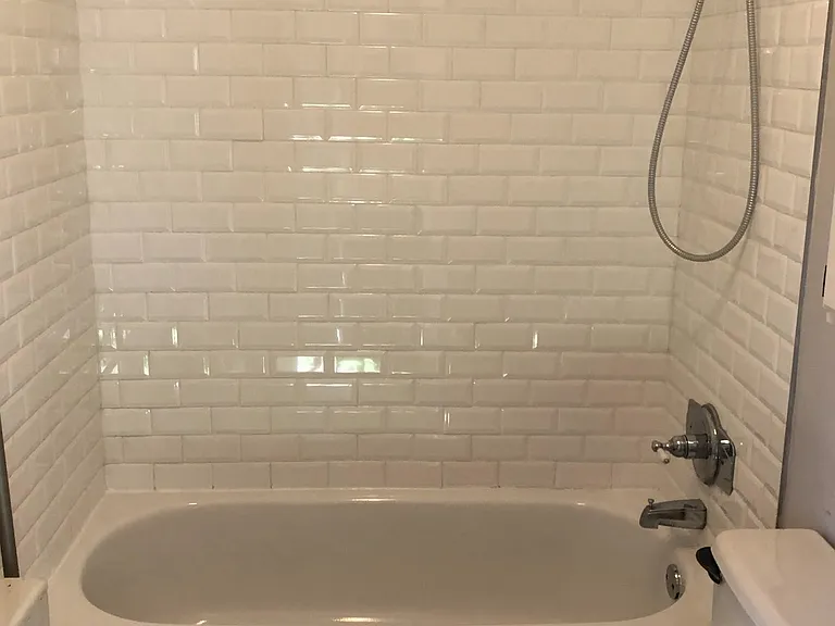 320 Gay St #1 — Photo 7