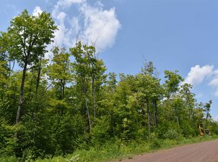 8 Blackwoods Dr, Finland, MN