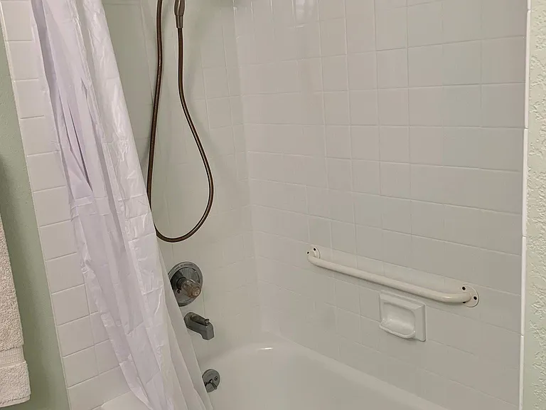 12349 Roosevelt Way NE #402 — Photo 15
