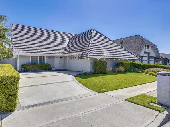 2271 Silk Tree Dr, Tustin, CA 92780