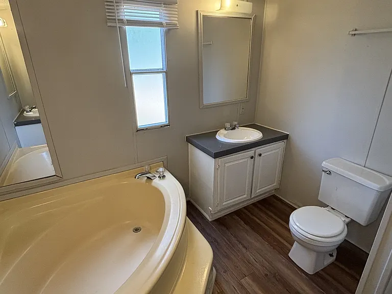 300-26 Ricks Rd — Photo 13