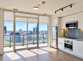 5 Defries St #2302, Toronto, ON M5A 0W7