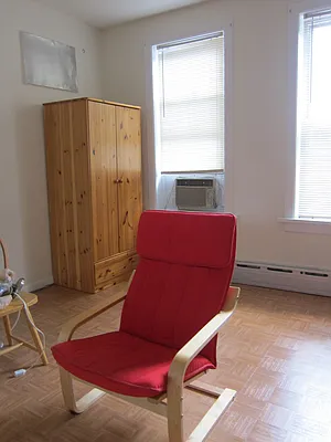 Rented by Realty 2000 Corp | media 16