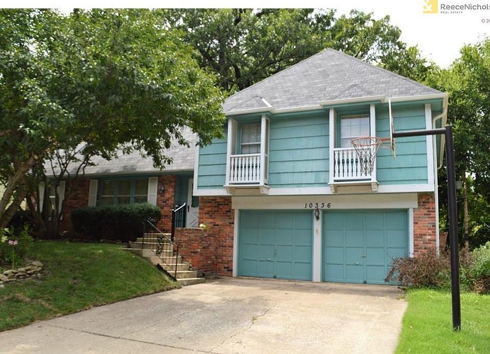 Spacious home!  Sought after Nall Hills Neighborhood.
