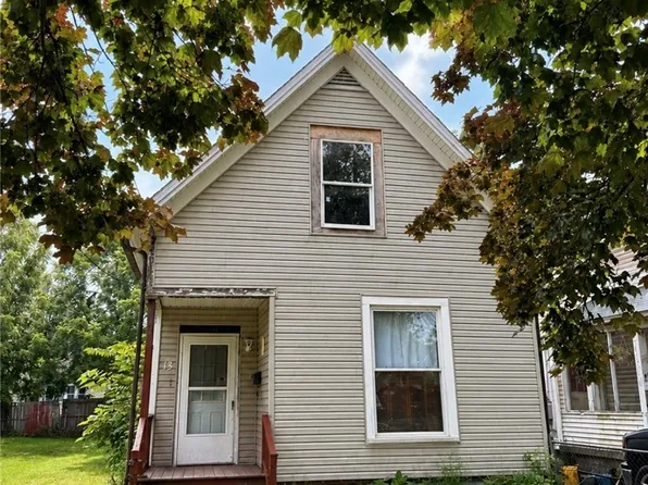 13 3rd Ave, North Tonawanda, NY 14120