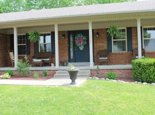 1040 Pauley Ct, Berea, KY 40403