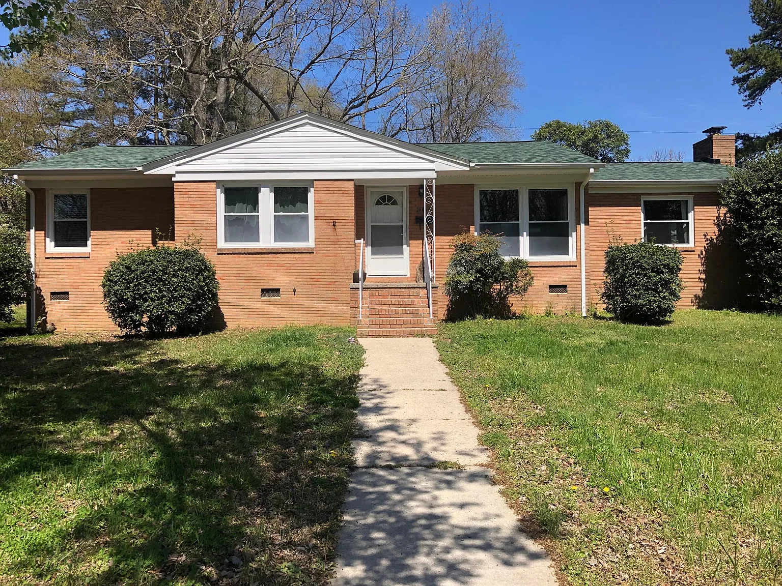 301 Timberlane Dr photo 1