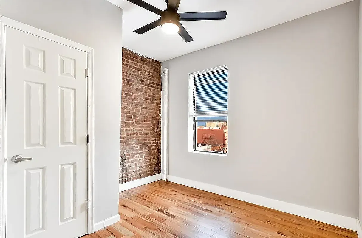 554 West 181st Street — Photo 4
