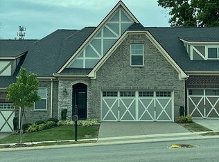 933 Cherry Grove Dr, Hendersonville, TN 37075