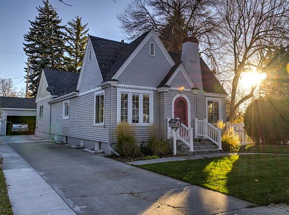 2nd image of 420 10th St