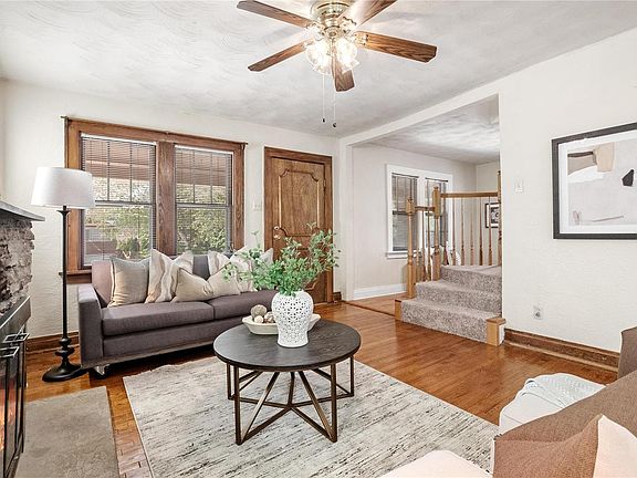 5th image of 1710 McCready Ave
