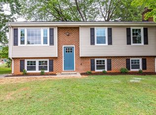 4617 Pennsylvania Ave NE, Roanoke, VA 24019