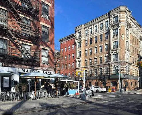 606 E 11th St #3N — Photo 2