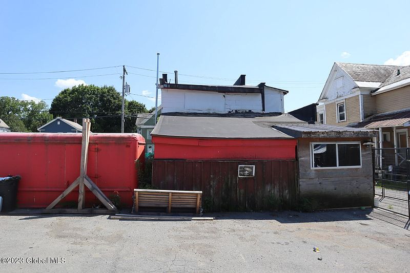 3rd image of 49 John Street