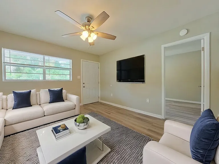 235 Beulah St #11 — Photo 4