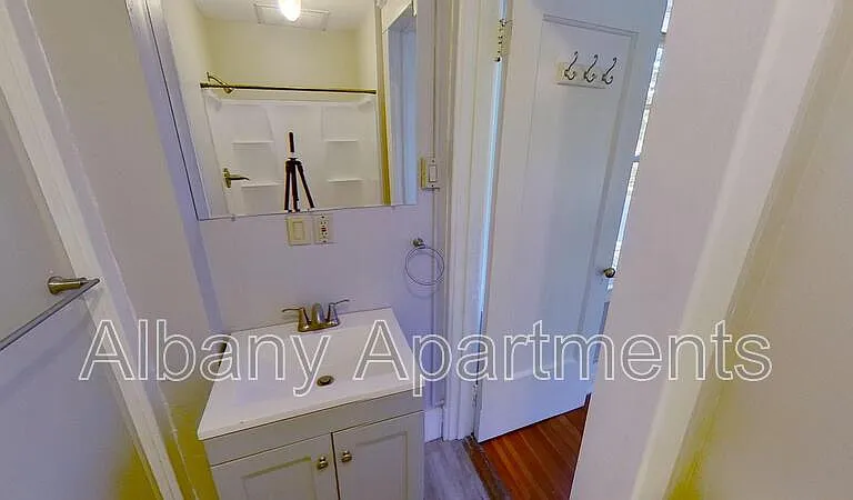 100 Ryckman Ave #2F — Photo 12