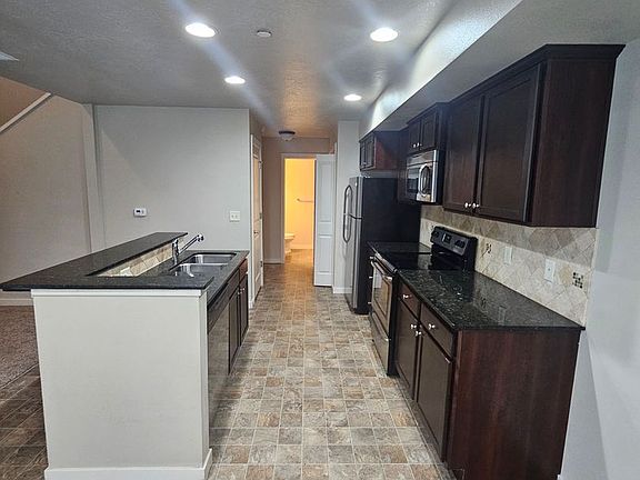 4th image of 95 W Ashby Dr APT D102