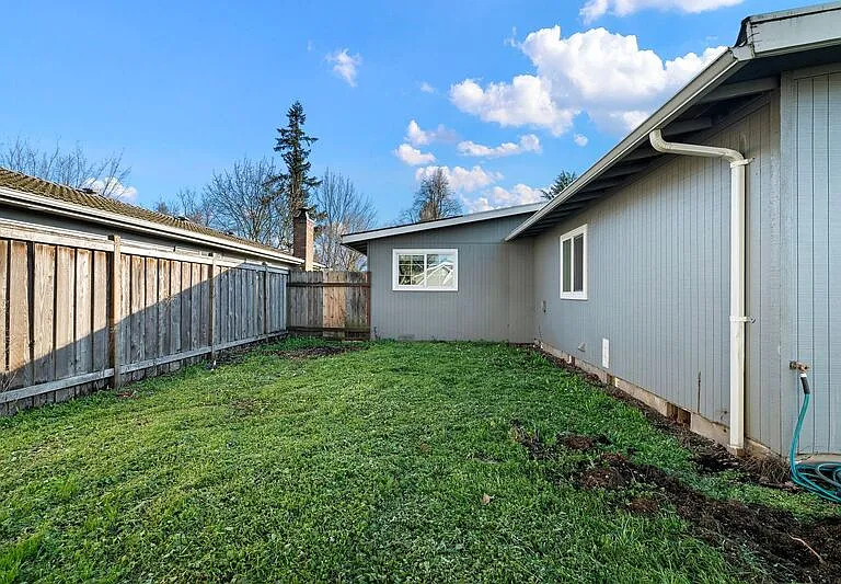 2577 Elysium Ave — Photo 59
