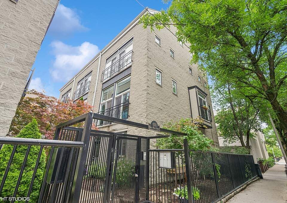 1st image of 530 N Wood St APT F