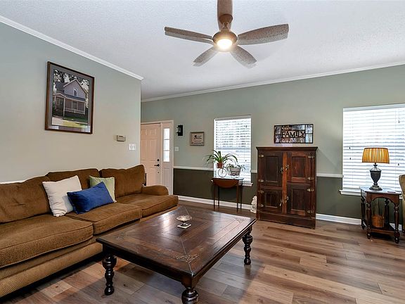 4th image of 2505 Northview Dr