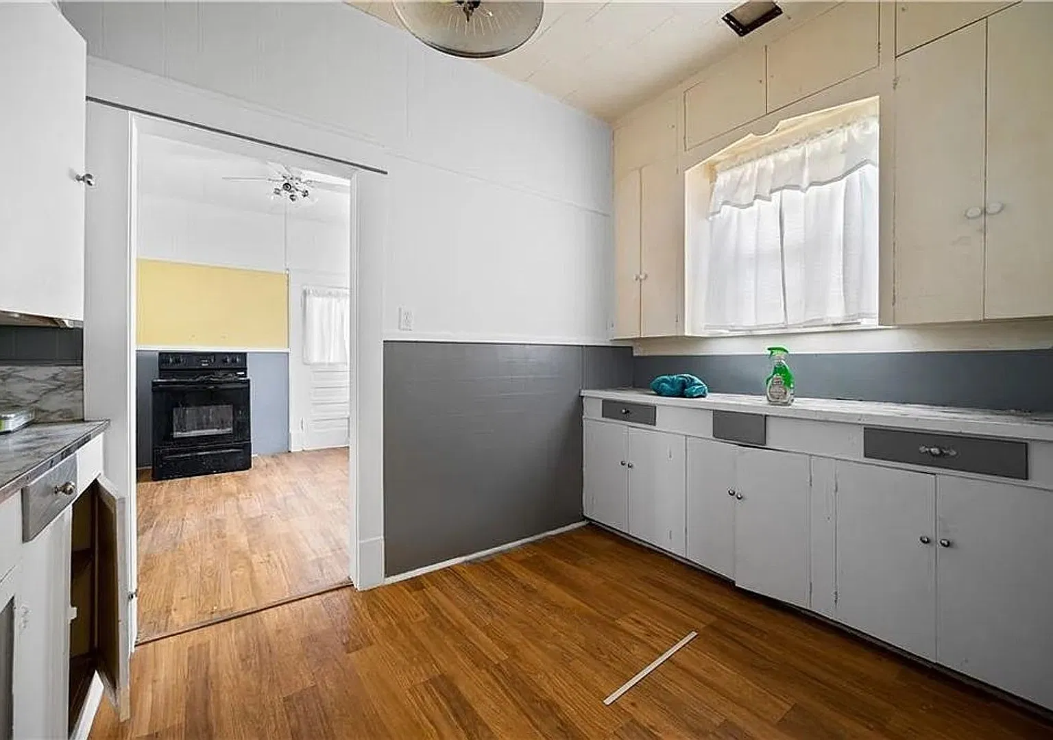 Single Family Residence — Photo 4