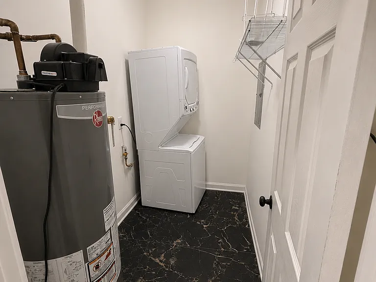 5617 S Lafayette Ave — Photo 22