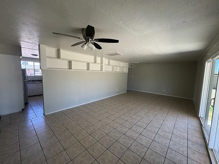 5857 W Coolidge St — Photo 11