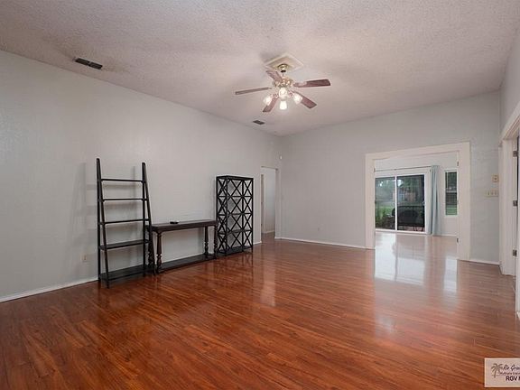 3rd image of 26 Alvarado Ave