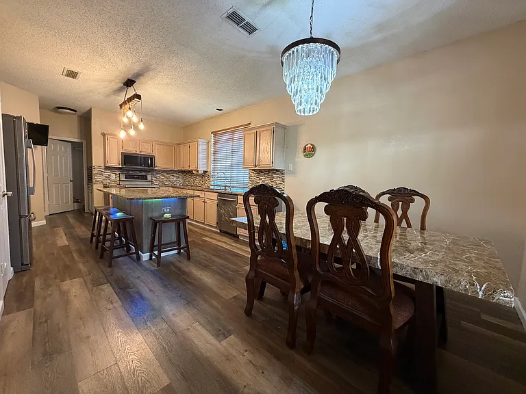4610 Bay Point Dr — Photo 18