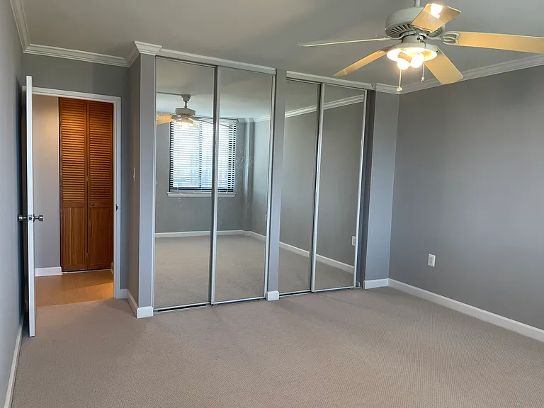 801 N Pitt St #901 — Photo 11