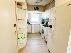 199 Lake Shore Rd