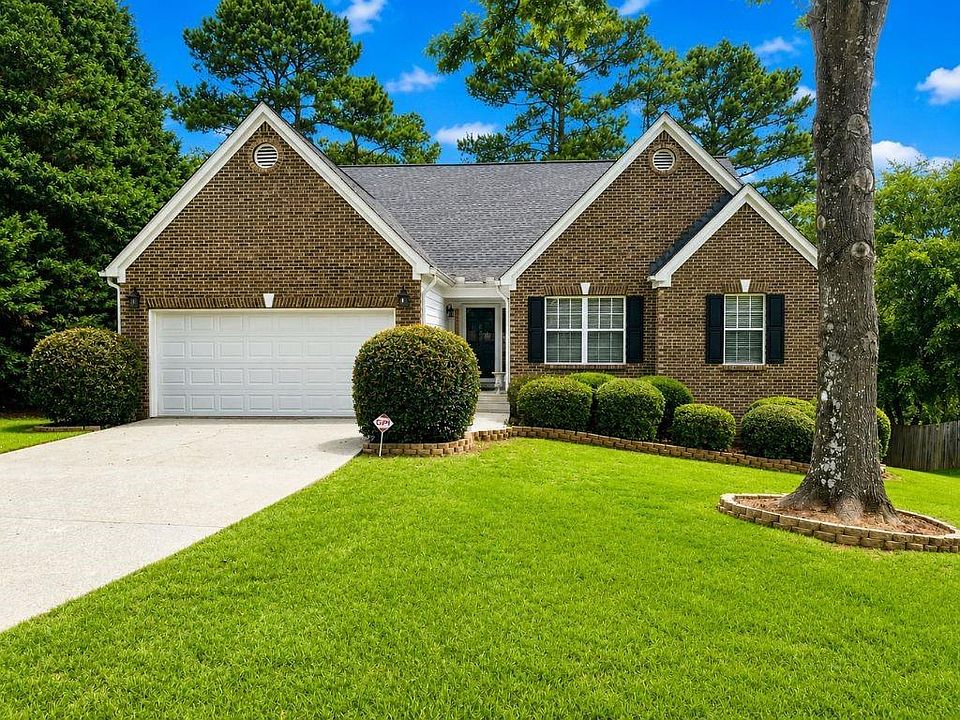 1st image of 955 Pebble Bend Dr