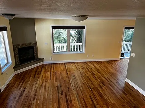 3 bed, 2.5 bath, 1712 sqft, $2,500 — Photo 3