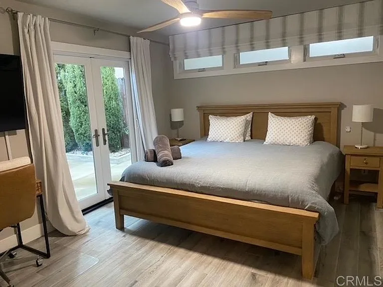 250 Avenida Monterey — Photo 2