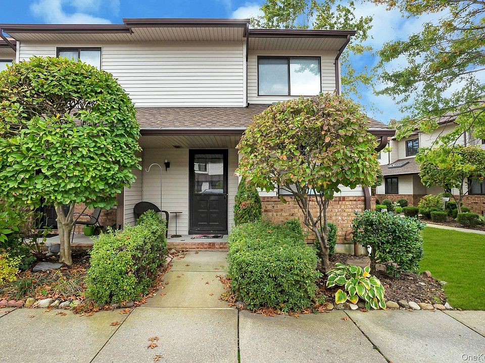 1st image of 65 Cottonwood Court