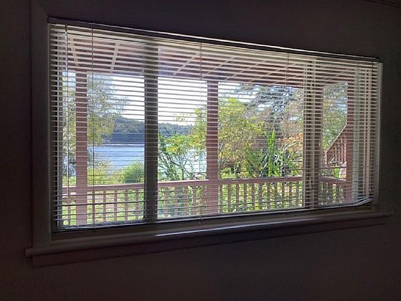 5th image of 8640 Lake Dr