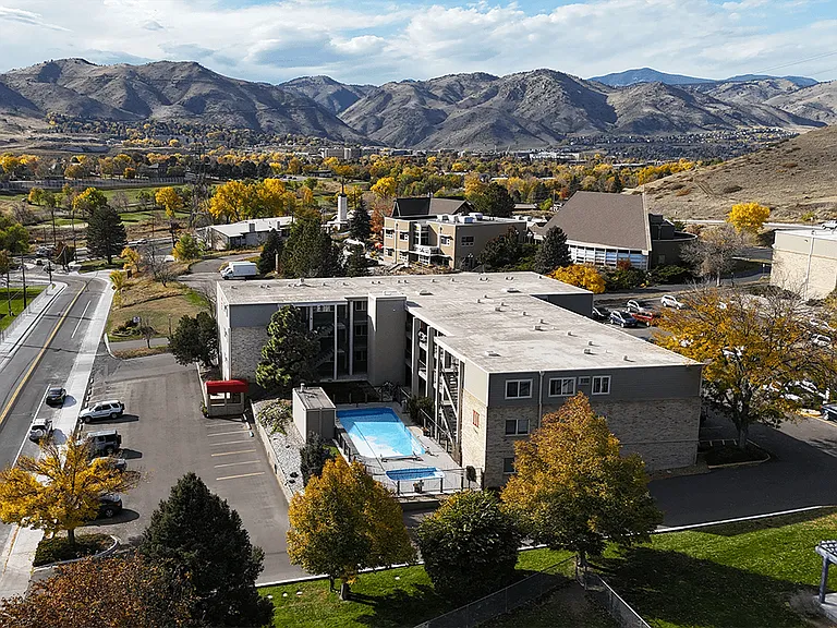 Easy Access to the Rocky Mountains