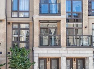 19 Eldora Ave #56, Toronto, ON