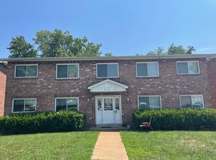 9530 Hyde Park Dr APT C, Saint Louis, MO 63123