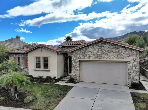 8063 Soft Winds Dr, Corona, CA 92883