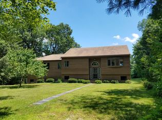 90 Sunnyhill Rd, Lunenburg, MA 01462