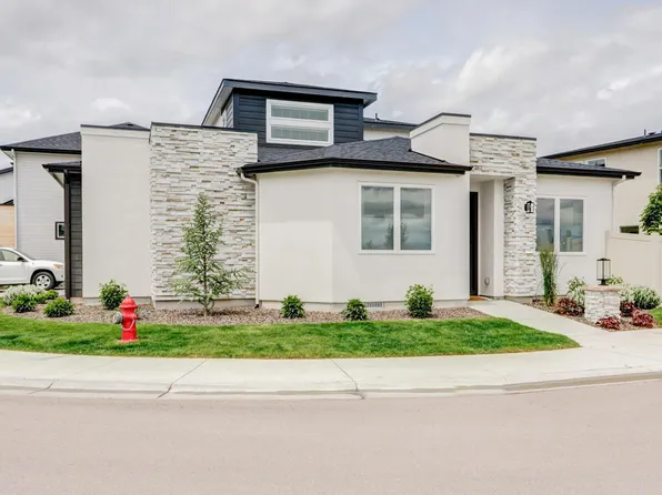 2032 E Presidential Dr, Meridian, ID 83642