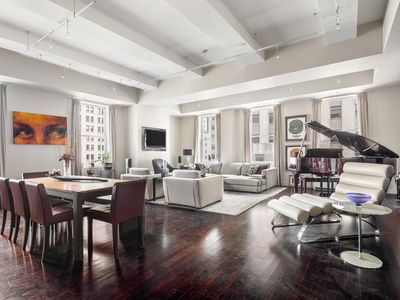 15 Broad St APT 2200, New York, NY, 10005