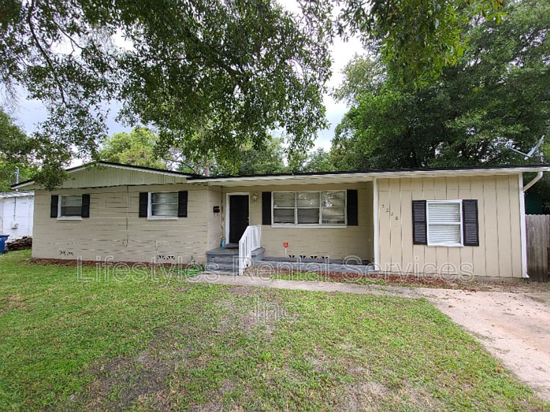 1st image of 3228 Cathedral Ln