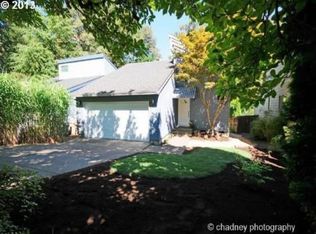4 Saint Helens Cir, Lake Oswego, OR 97035