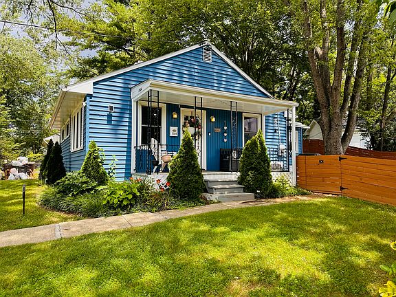 2nd image of 1504 Lewis Ave